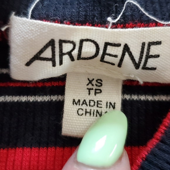 4/$25 ARDENE Mock Turtleneck Ribbed Top - Size XS - Picture 3 of 3